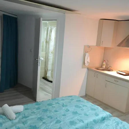 Honey By Kostoski Bed & Breakfast Prilep